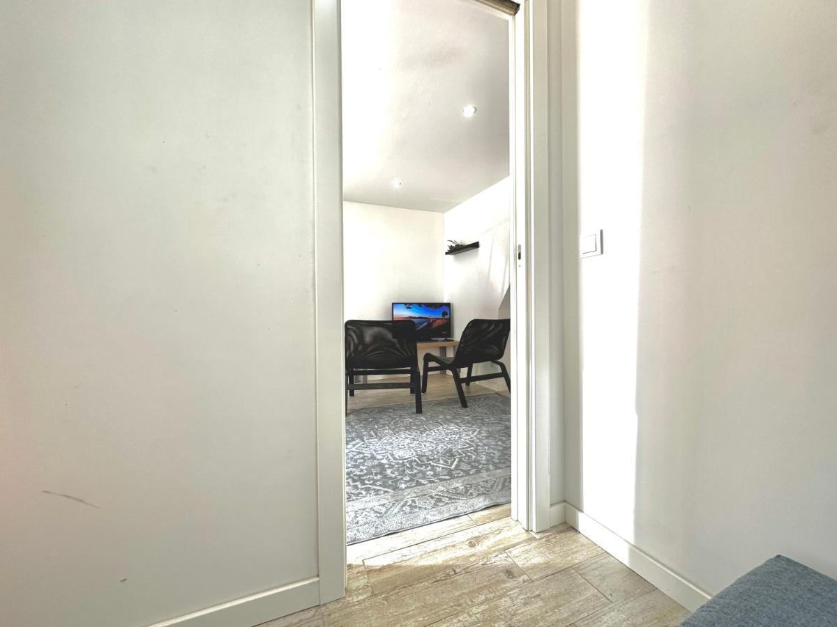 Cozy Tiny House Apartment Lisbon Exterior photo